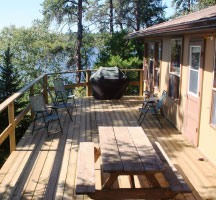 cloverleaf-island-cabin-porch