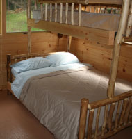 sunset-point-cabin-bedroom