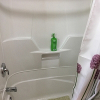 Cloverleaf-Shower